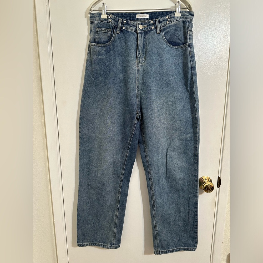 THREE12 Vintage Wash Hook Adjustable Waist Wide Relaxed Leg Denim Jeans EUC